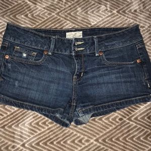 denim short shorts
